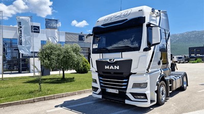 MAN TGX za Escavatore 