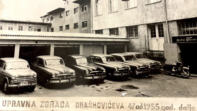 Upravna zgrada 1965